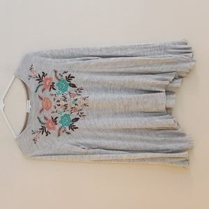 Coco + Jaimeson Floral Embroidered Sweater Long Flute Sleeve Light Grey - L